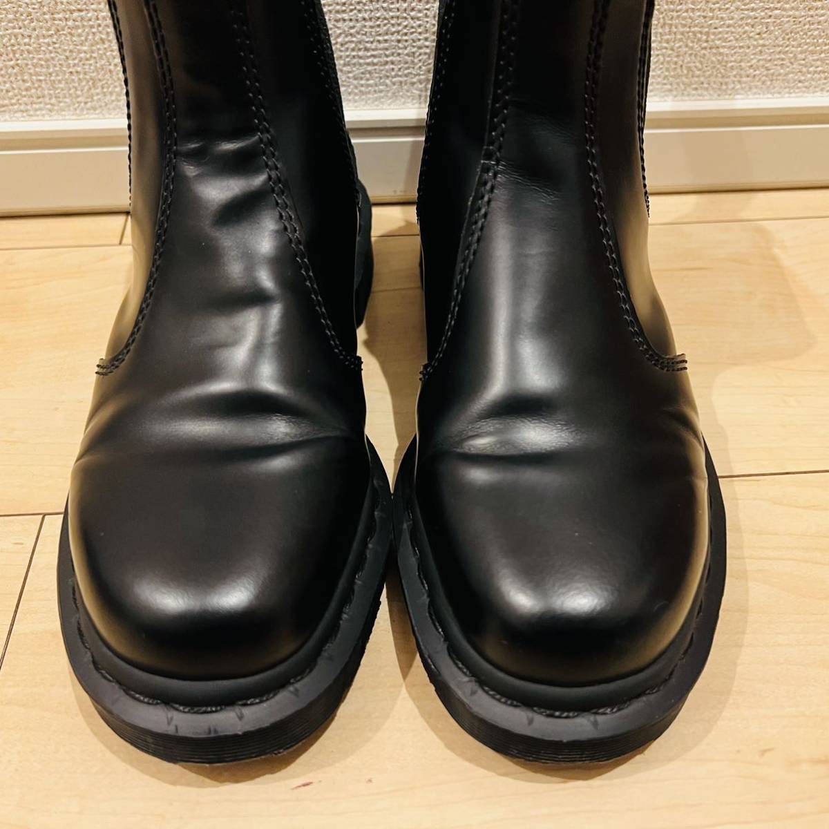 【使用数回程度】Dr.Martens ドクターマーチン サイドゴアブーツ チェルシーブーツ ブラック 黒 2976 MONO _画像2