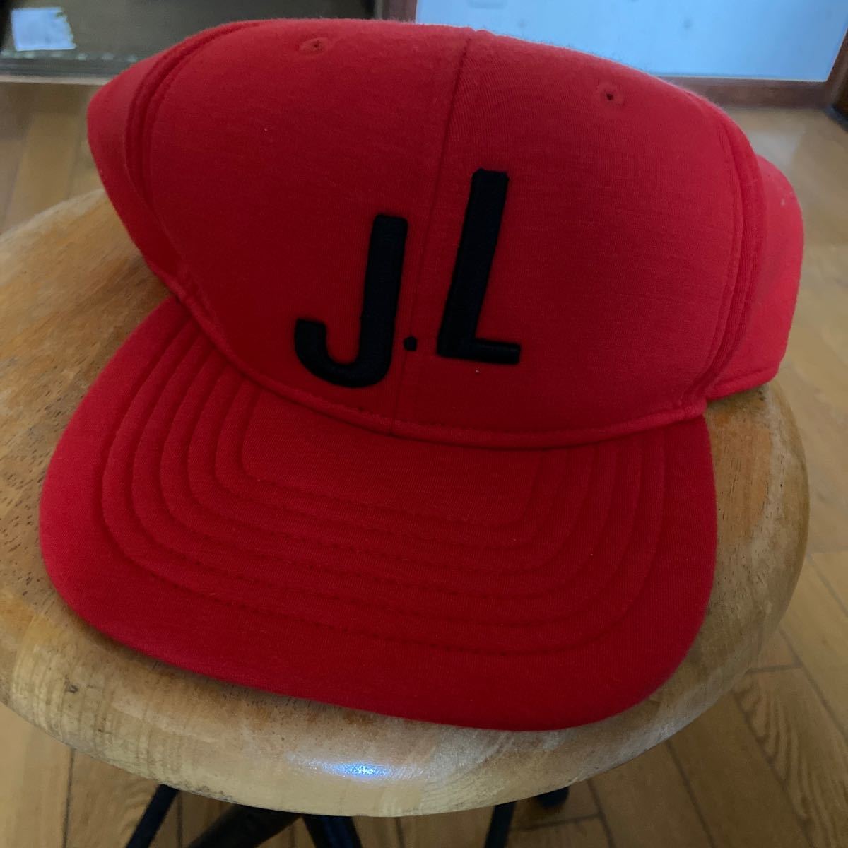 J. Lindberg колпак шляпа мужской Golf одежда J.LINDEBERG Logo красный JL размер 57~59cm. календарь 