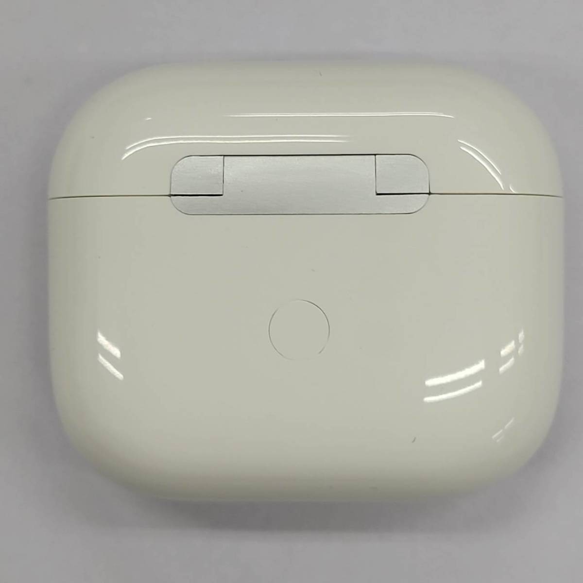 ★【在庫処分価格】充電ケース AirPods Case Wireless Charging Case（Charging Caseのみ）ホワイト イヤフォンなし☆C12-186aの画像5