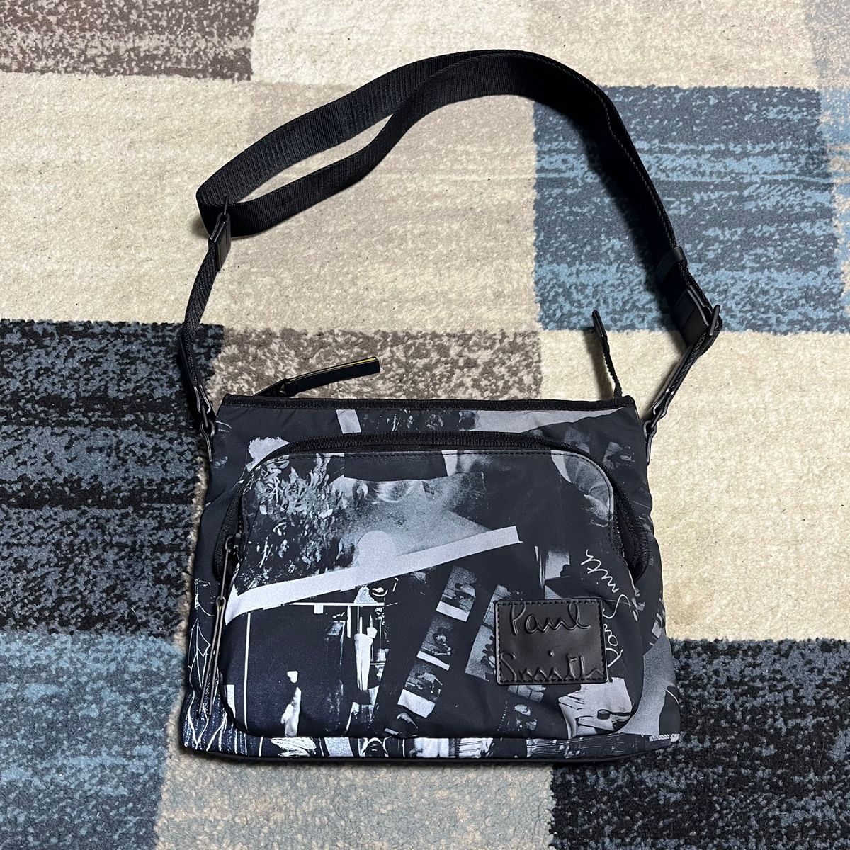【Paul Smith】ショルダーバッグ リフレクティブフォト ブラック ポールスミス リフレクティブフォトコラージュ ショルダーバッグ