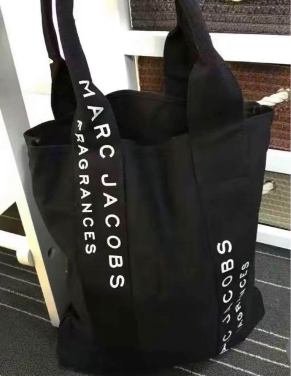 MARC JACOBS トートバッグ（ブラック）