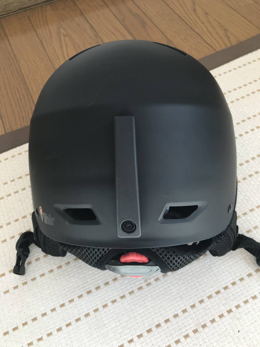 通気性抜群！ 新品 ヘルメット 黒 【Lサイズ】 スキー/スノーボード用品 ゴーグル装着可能 帽子 男女兼用