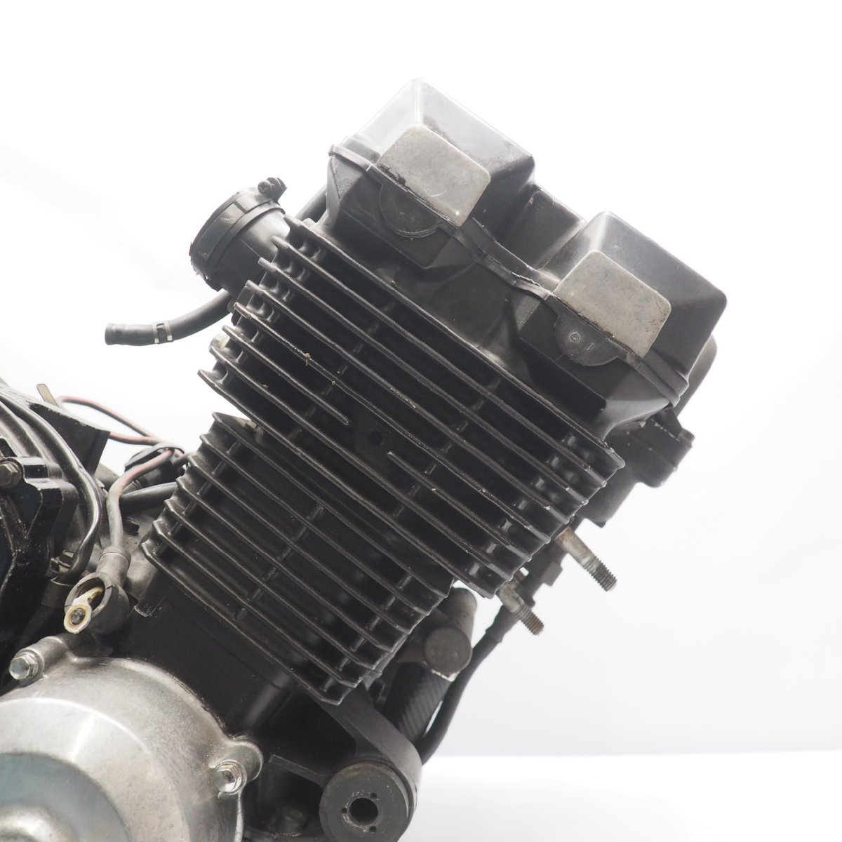 クランキングはOK!ZRX400 エンジン engine ZR400E E1 94年辺り レストア素材にセルモーター エンジンカバー_画像3