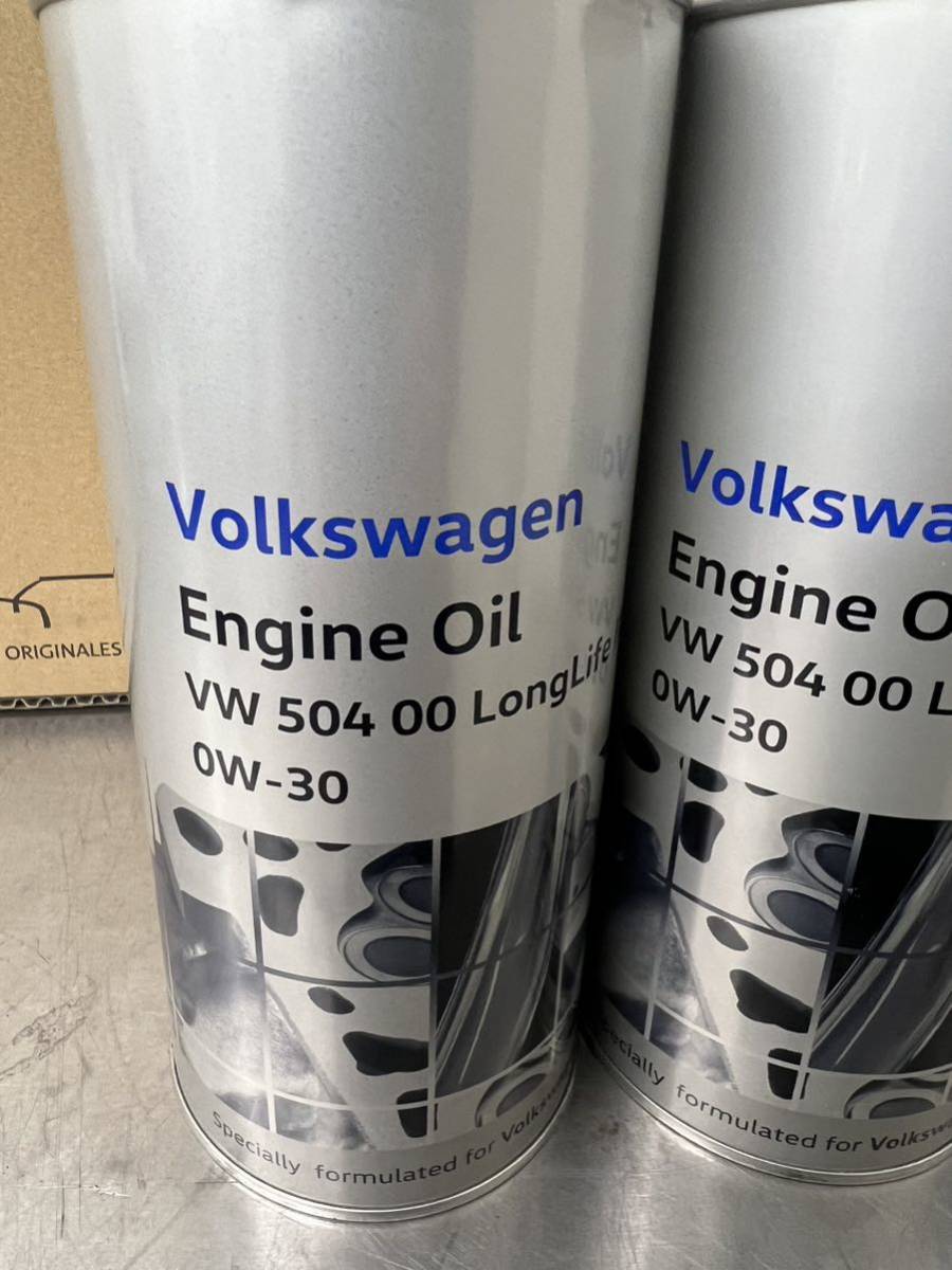 未使用　純正　5缶　エンジンオイル Volkswagen アウディ　フォルクスワーゲン0W-30 J0VJD3F11_画像2
