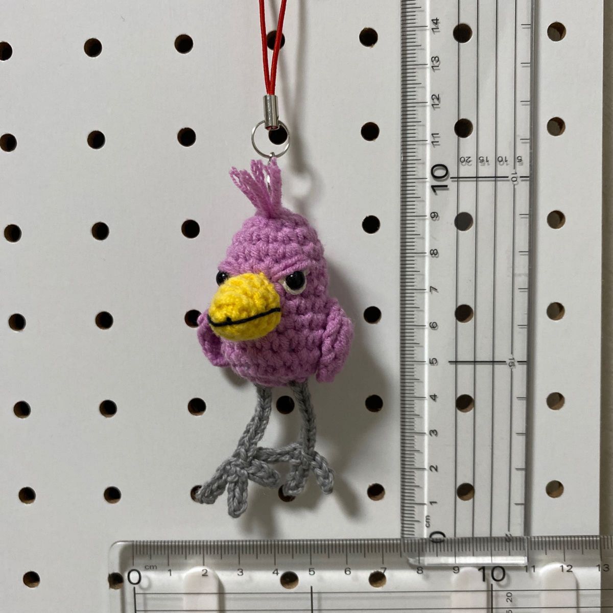 ハシビロコウちゃん(グレー、ピンク系)の編みぐるみストラップ２点セット　ハンドメイド