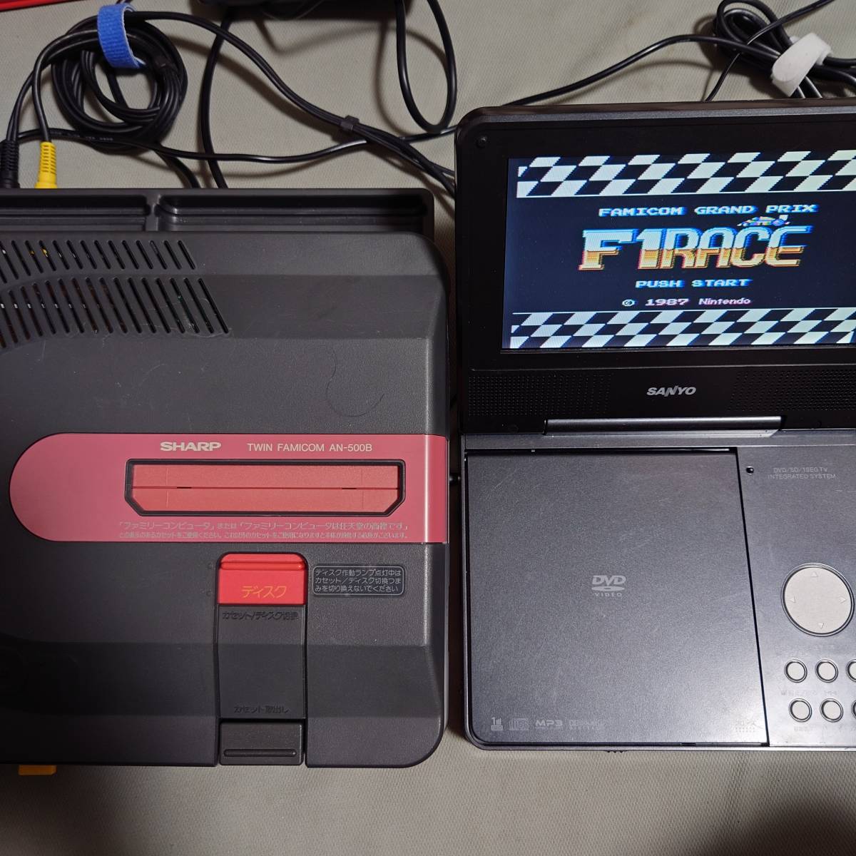 ツインファミコン 黒赤本体セット|Yahoo!フリマ(旧PayPayフリマ) ツインファミコン 黒赤本体セット|Yahoo!フリマ(旧PayPayフリマ)