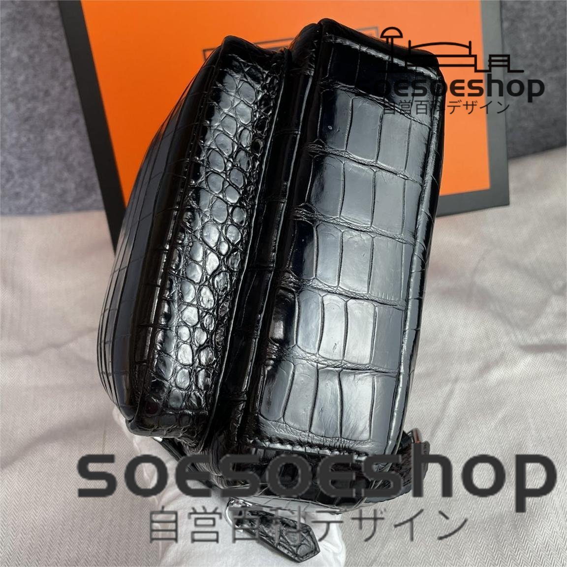  high quality total black ko crocodile original leather wani leather genuine article men's bag diagonal .. body bag original leather high capacity . leather use center taking . black 