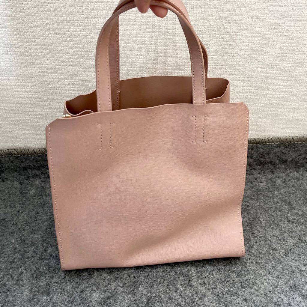 FURLA　フルラ　ハンドバッグ　ベージュピンク　レザー通勤　通学　並行輸入品　ブランドロゴかすれあり　未使用_画像5