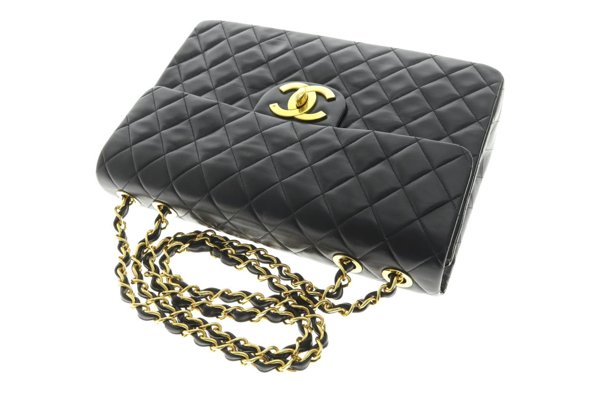 LCIQ5-12-19 CHANEL シャネル ショルダーバッグ マトラッセ デカマト ラムスキン 3番台 レディース 黒 ゴールド金具 ギャラ 箱付き 中古_画像4