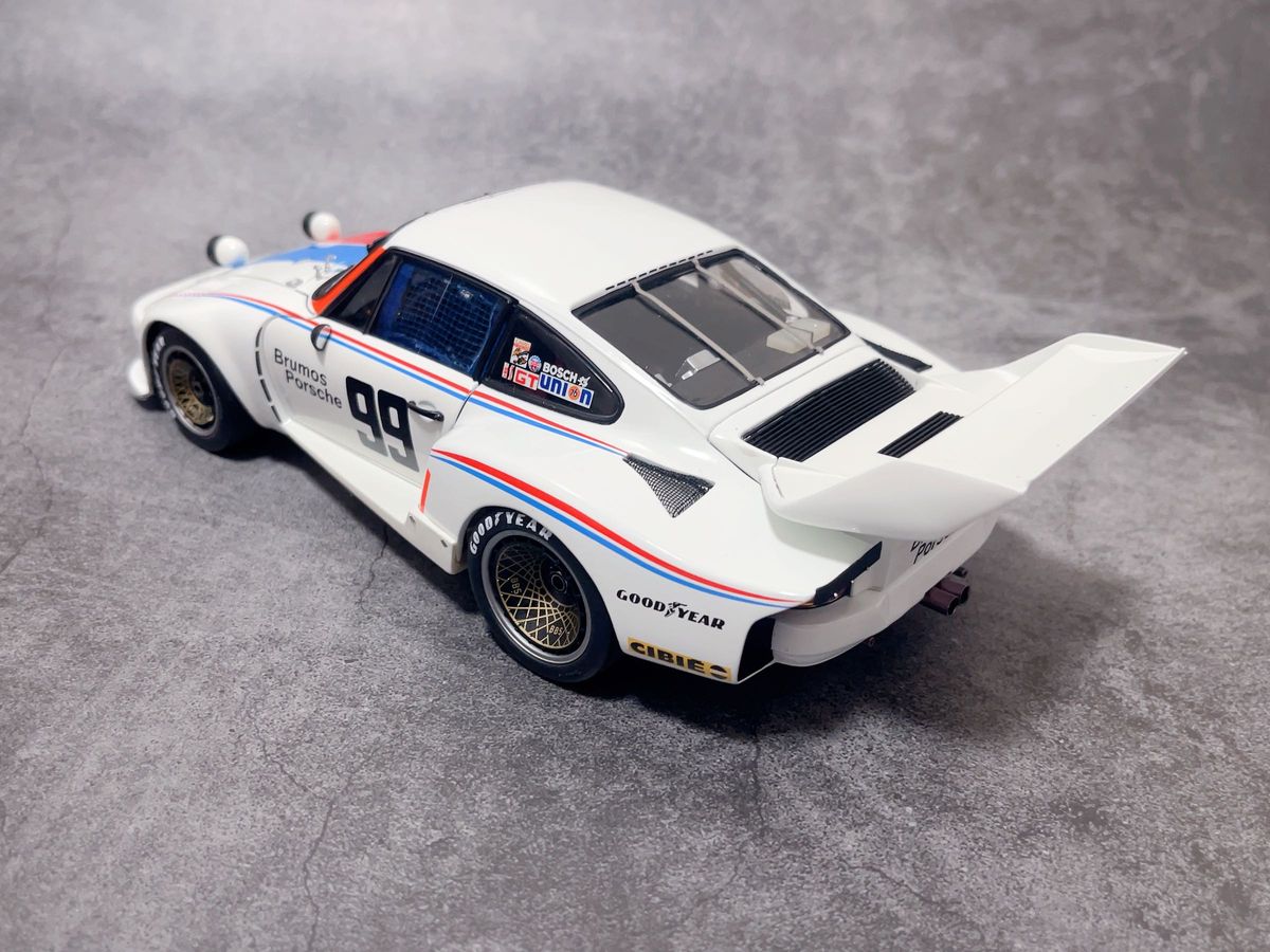 エグゾト 1/18 モデルカー 1978 #99 ポルシェ 935 ツインターボ エグゾト 1/18 モデルカー 1978 #99 ポルシェ 935 ツインターボ