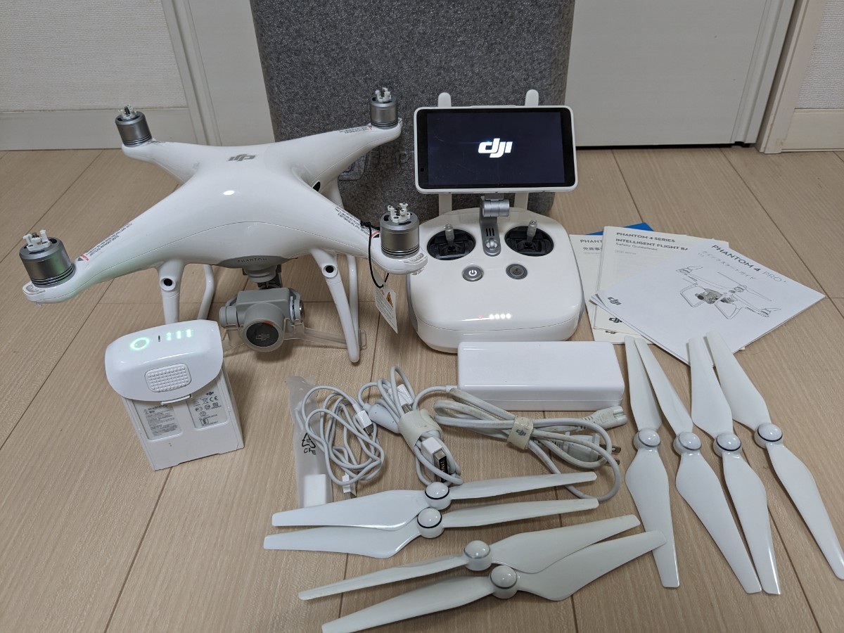 良品 DJI Phantom4 Pro+ ファントム4 プロ WM331A ディスプレイ付送信機 GL300E 即決にてバッテリー 新品プロペラ追加 ATTIモード スクール_画像1