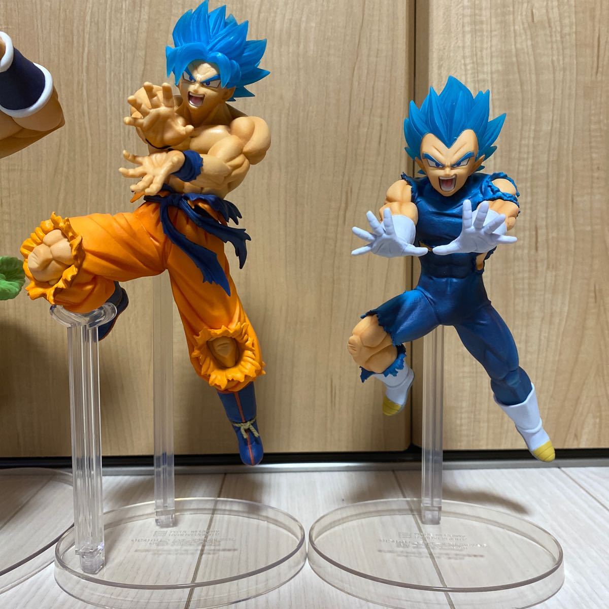 ドラゴンボール 一番くじ サイヤ人 超決戦 フィギュア 孫悟空 ベジータ ゴジータ ブロリー バーダック 孫悟飯 セット ジャンク_画像4