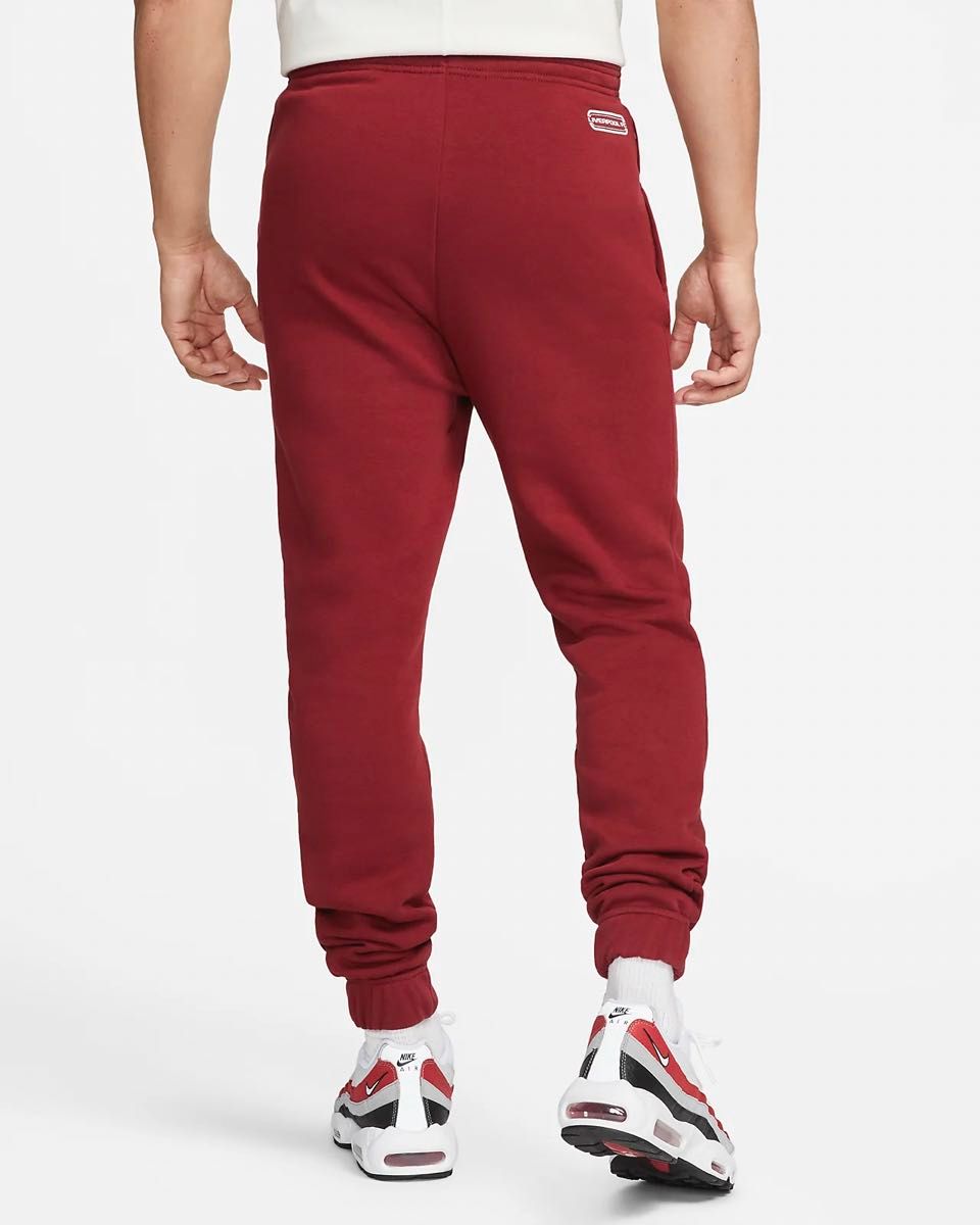 新品】NIKE リバプール 裏起毛 LFC フリースパンツ 赤色 Lサイズ 新品】NIKE リバプール 裏起毛 LFC フリースパンツ 赤色 Lサイズ