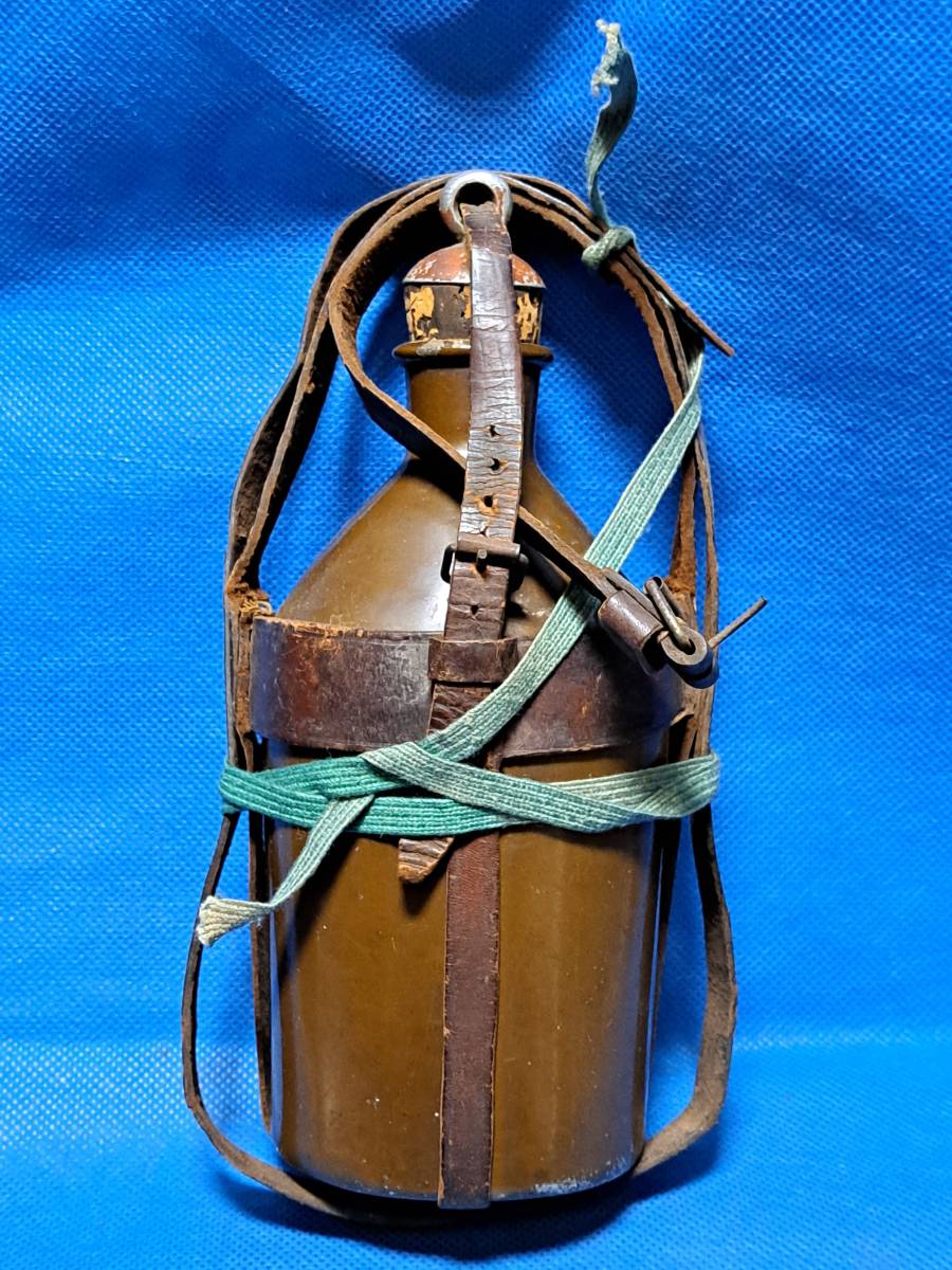 旧日本軍水筒　大正末期~初期初期　旧型水筒　30年式水筒　鶴刻印_画像1