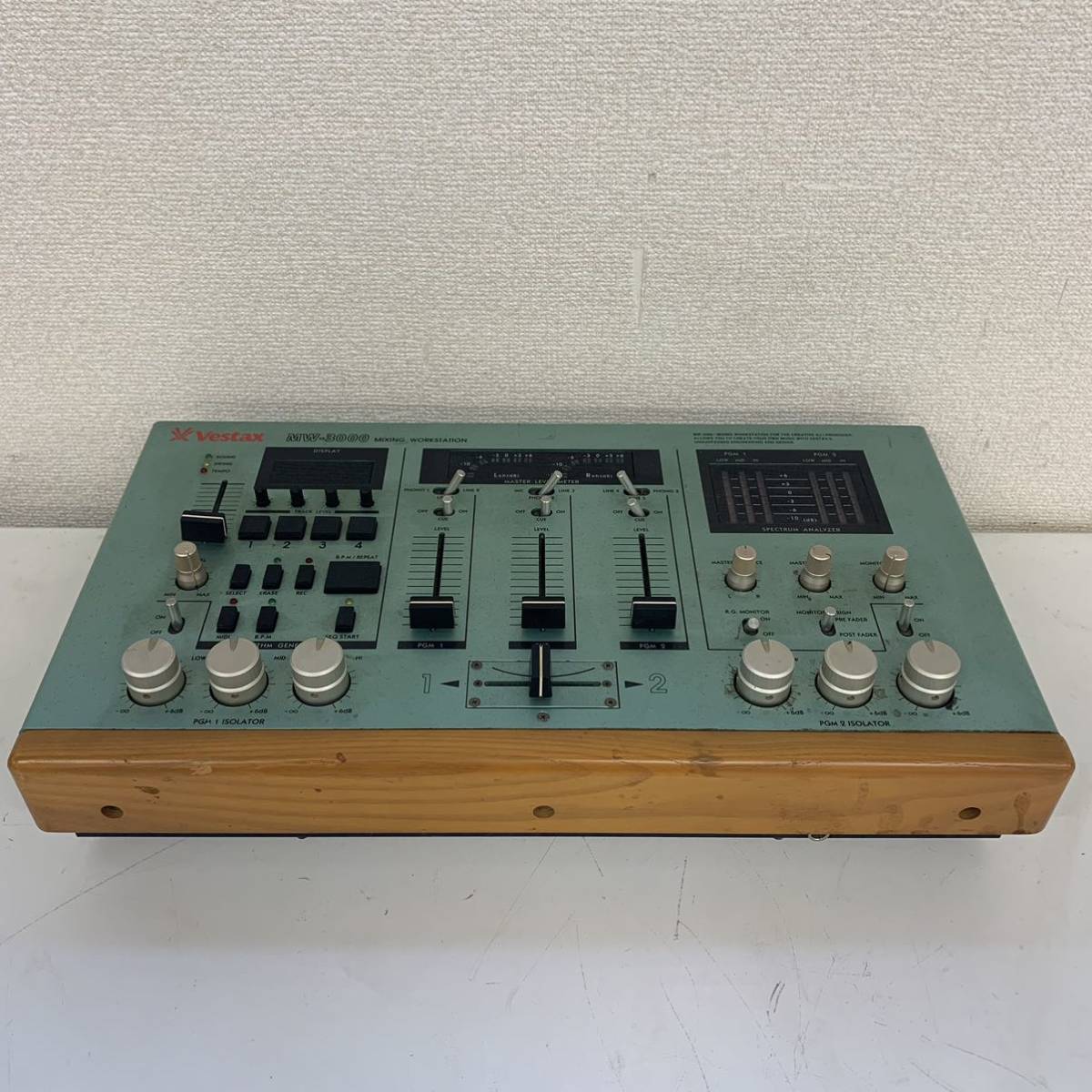 【E1】 Vestax MW-3000 DJミキサー ベスタクス ミキサー 動作品 1227-129_画像2