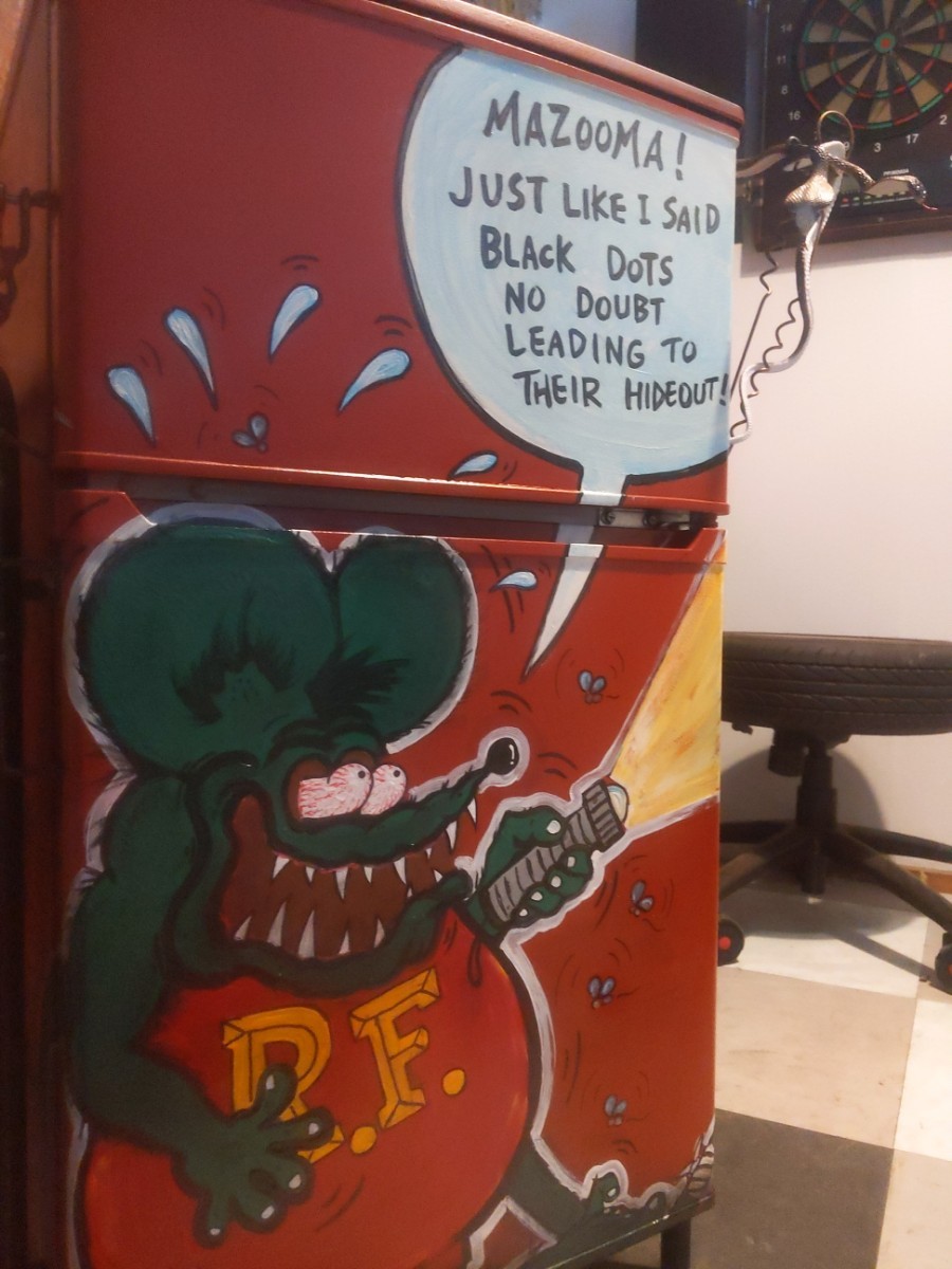 アメリカンヴィンテージな家 ラットフィンク 赤茶色 冷凍冷蔵庫（改）隠し金庫 #ガレージライフ #工具入れ #ツールボックス #キャビネット