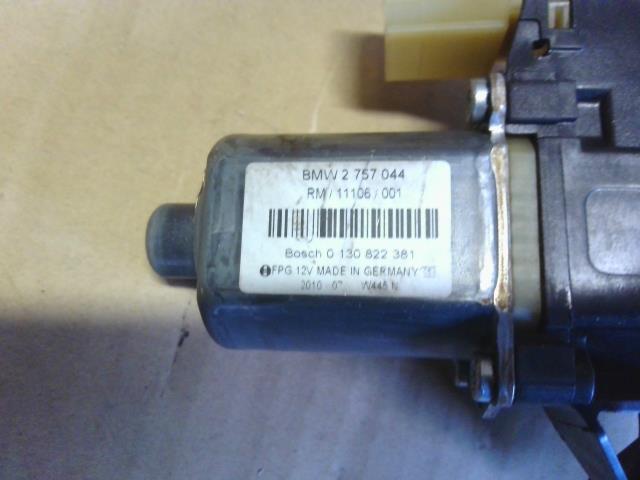 (中古品)BMW ミニ DBA-SV16 右Fドアレギュレータ・モーター クーパーS N18B16A　キズや汚れサビ有_画像4