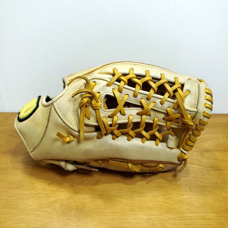 ウイルソン A1000J Wラベル Wilson 一般用大人サイズ 外野用 軟式グローブ_画像5