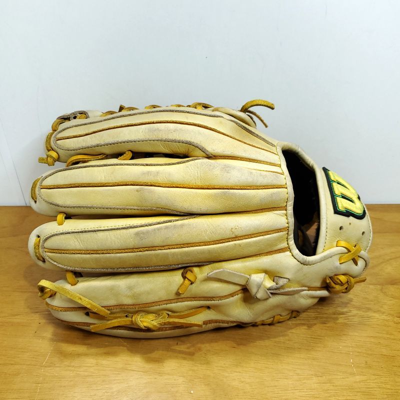 ウイルソン A1000J Wラベル Wilson 一般用大人サイズ 外野用 軟式グローブ_画像6