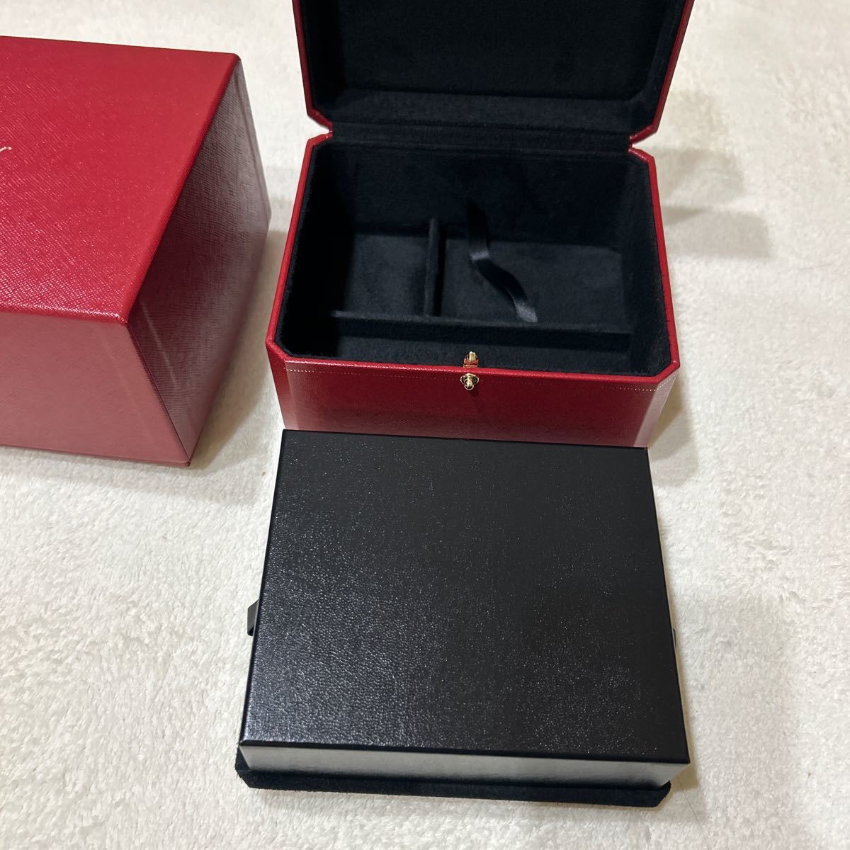 カルティエ 時計　空箱　ケース　BOX 空き箱　箱　ジュエリーケース　時計ケース　Cartier 腕時計 ウォッチケース _画像4