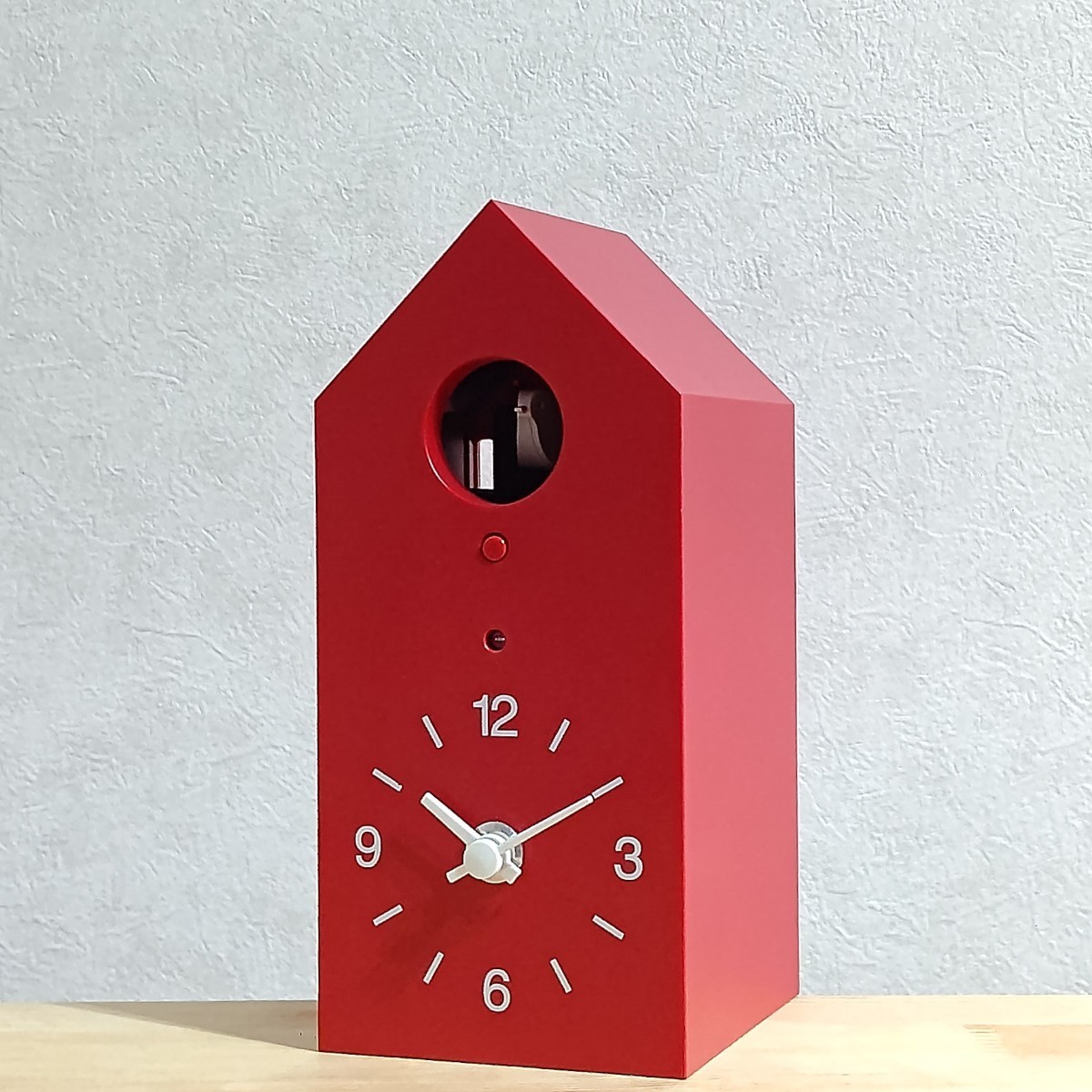 無印良品 MUJI 鳩時計 置時計/掛け時計 レンガ色 限定色 Cuckoo 無印良品 MUJI 鳩時計 置時計/掛け時計 レンガ色 限定色 Cuckoo