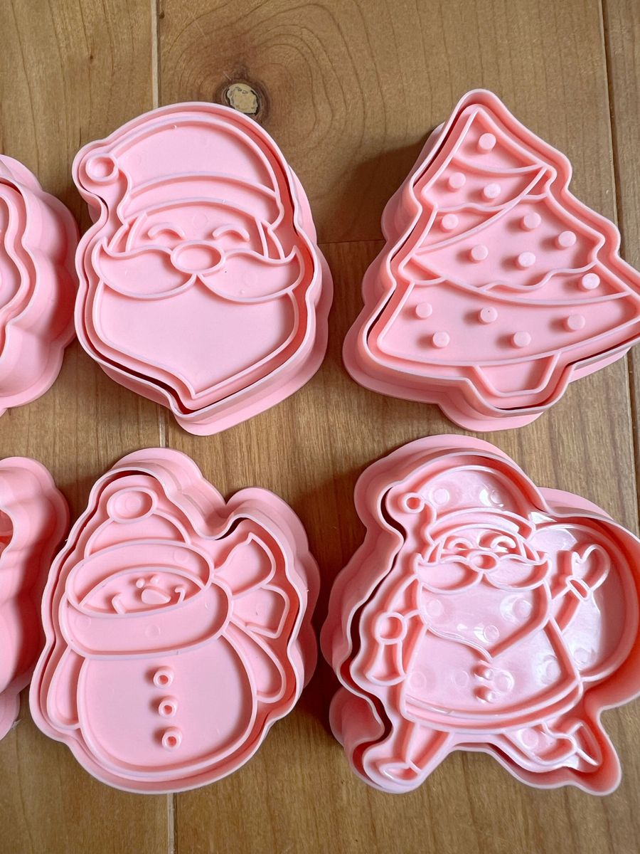 ⑧ クリスマス　サンタさん ジンジャーマン  クッキー型 型抜き お菓子作り