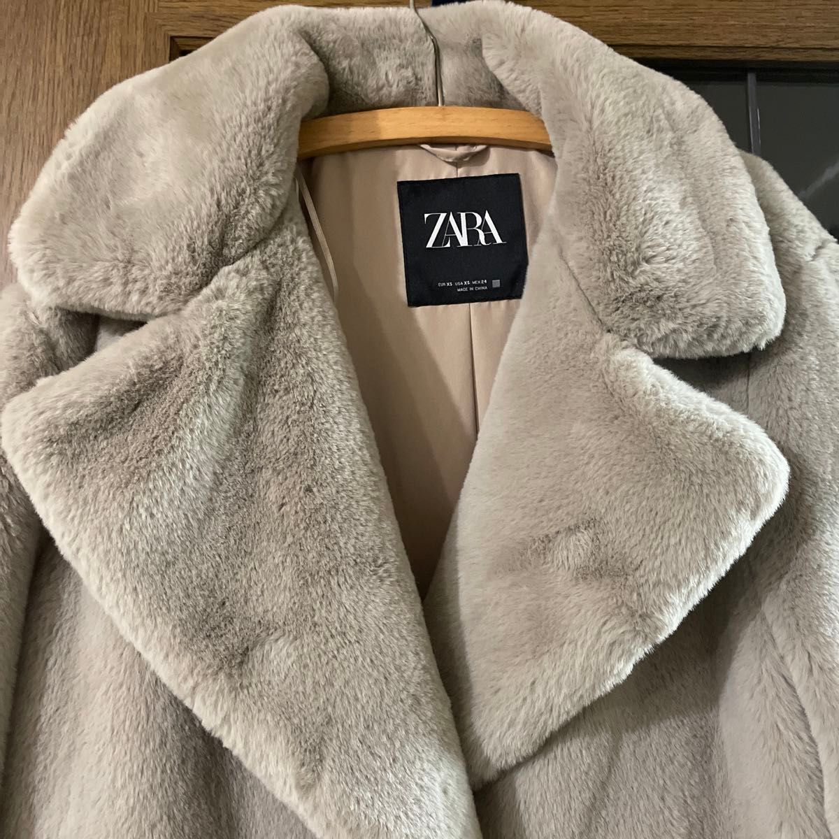 ZARA フェイクファーコート|Yahoo!フリマ(旧PayPayフリマ) ZARA フェイクファーコート|Yahoo!フリマ(旧PayPayフリマ)