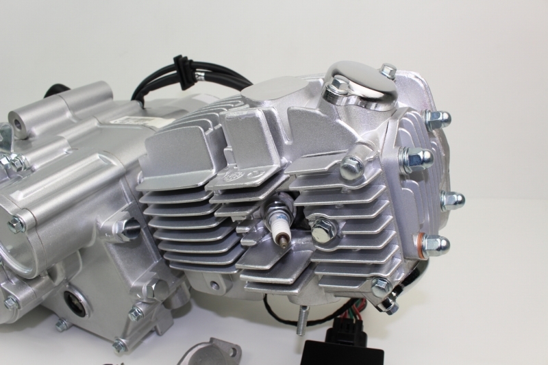 150ccエンジンレーシングタイプ スピードシルバー 【ミニモト】【minimoto】【ホンダ 4mini】【ツーリング】【カスタム】_画像2