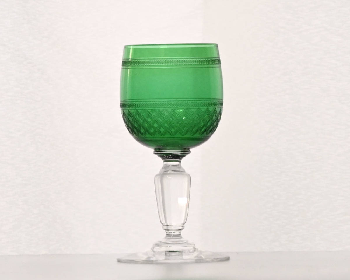 1778-2　ワイングラス　リキュールグラス　緑ガラス　エッチング細工　1930年代　ヨーロッパ　アンティーク