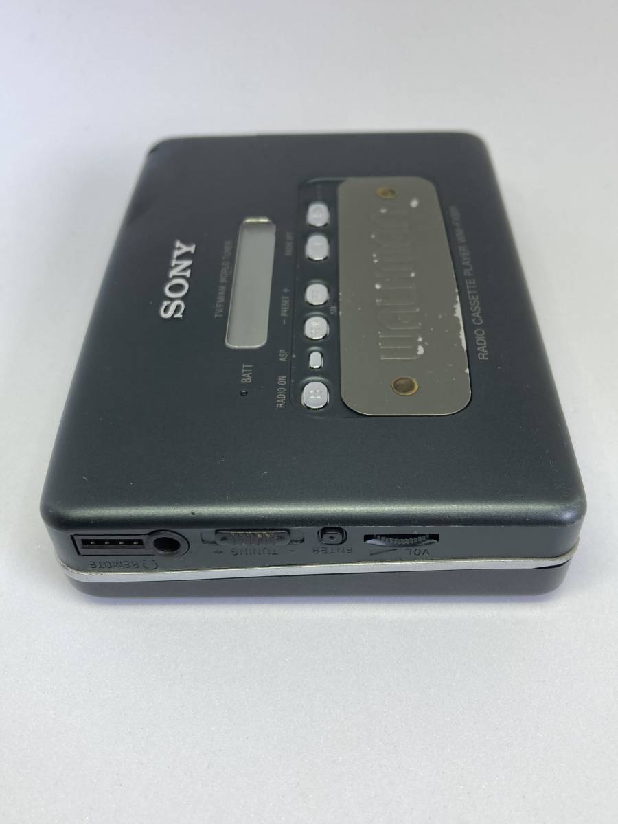 動作品 ソニー ウォークマン SONY WALKMAN チューナー付カセットプレーヤー WM-FX811_画像2