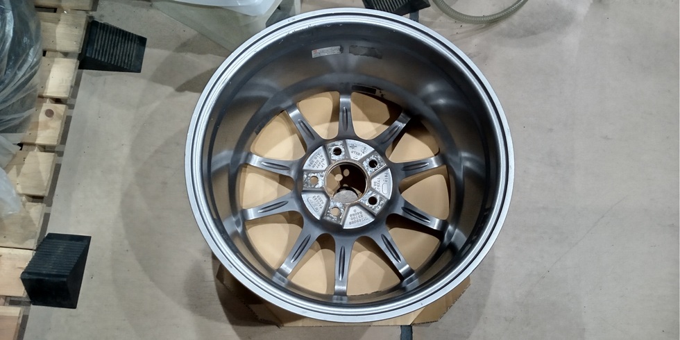 【中古】SSR GTX-01 17インチ 9.0J+38 114.3-5H ダークシルバー 2本_画像3