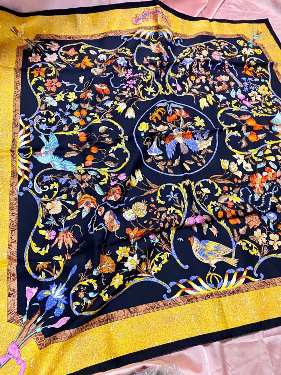 美品 エルメス スカーフ シルク イエロー ブラック 花柄 美品 エルメス スカーフ シルク イエロー ブラック 花柄