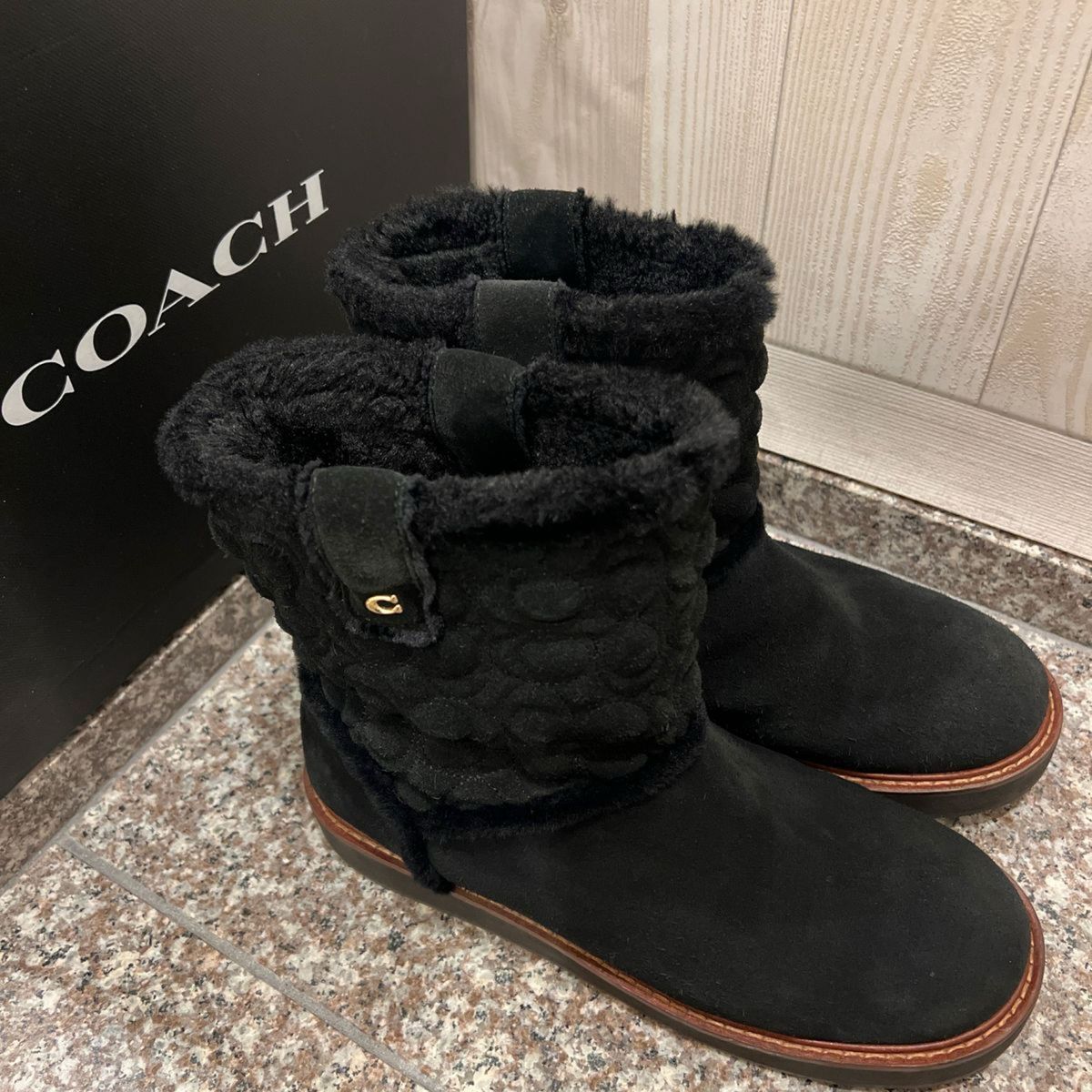 COACH 24 5cm コーチ スエードブーツ 黒 8C ムートンブーツ IVY COACH 24 5cm コーチ スエードブーツ 黒 8C ムートンブーツ IVY
