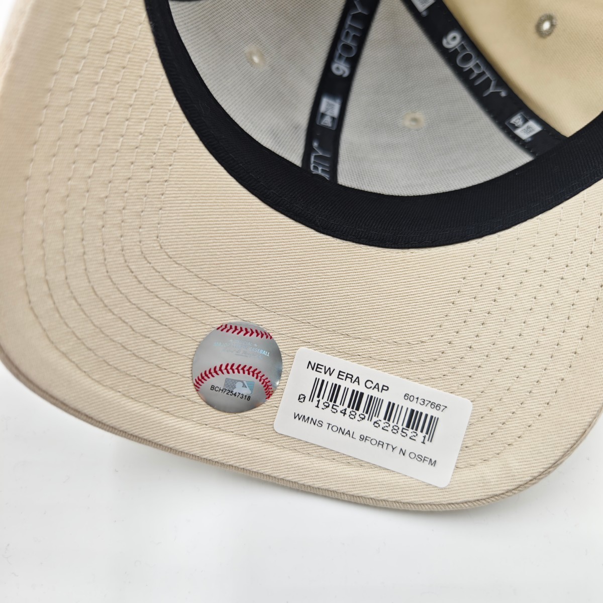 ニューエラ 9FORTY NY ロゴ キャップ 【オフホワイト】ベージュ MLB メジャーリーグ NEW ERA 帽子 ヤンキース women ユニセックス .