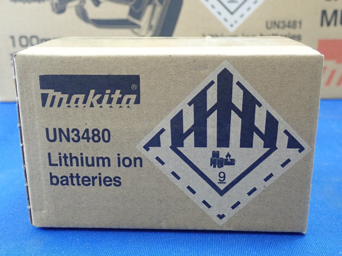 ◎未使用 makita マキタ 18V 100mm 充電チェンソー MUC101DRG 充電式ハンディソーセット 充電器 バッテリー×1付_画像6