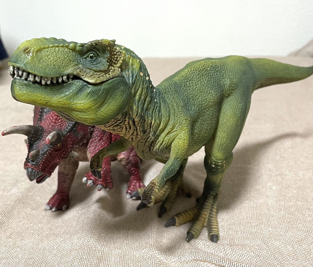 schleich динозавр фигурка tilanosaurus авторучка takelatops б/у товар 2 вид 