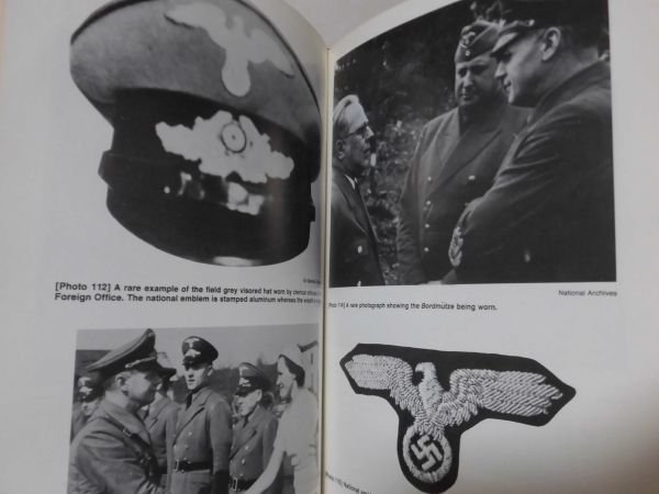 洋書 ナチスドイツ外務省および政府省庁の制服と記章 1938-1945 Uniforms and Insignia of the German Foreign Office[2]C0743_画像9