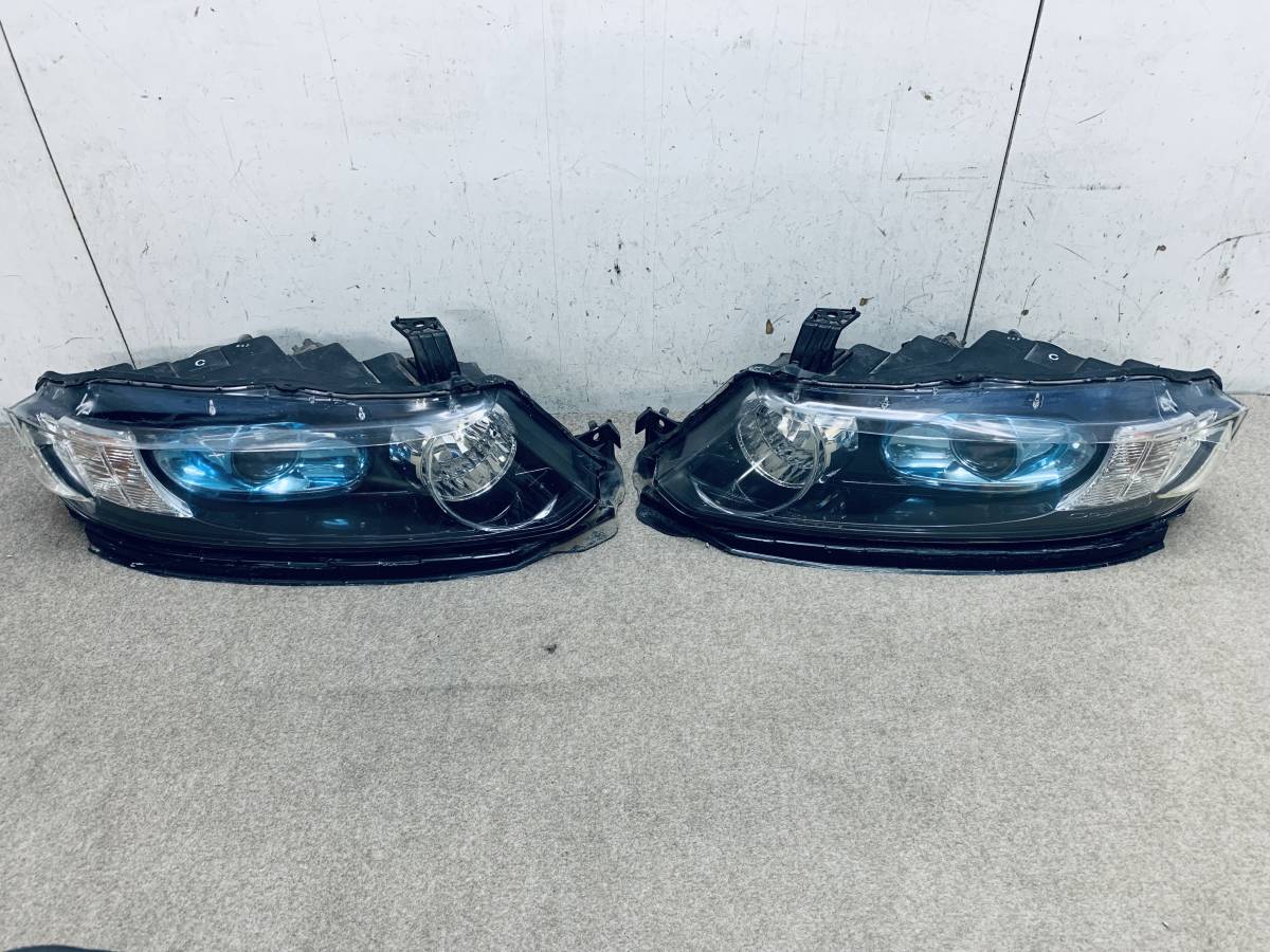 ホンダ　RB1/2　オデッセイ　前期　ヘッドライト　左右　HID　100-22497_画像1