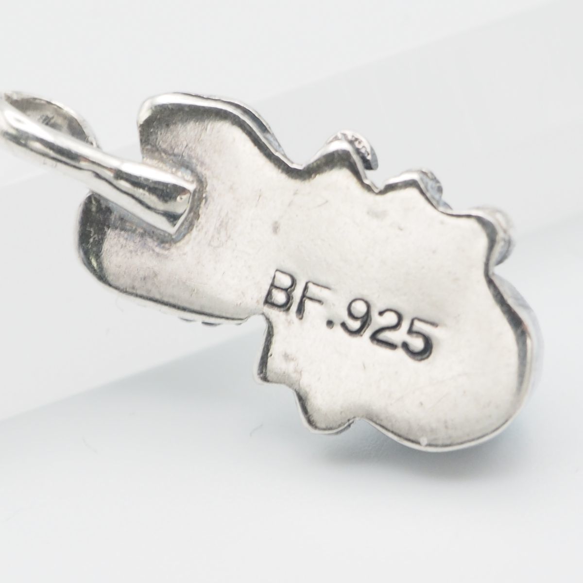 H846 ナバホ ターコイズ トルコ石 BF 925刻印 ペンダント トップ H846 ナバホ ターコイズ トルコ石 BF 925刻印 ペンダント トップ