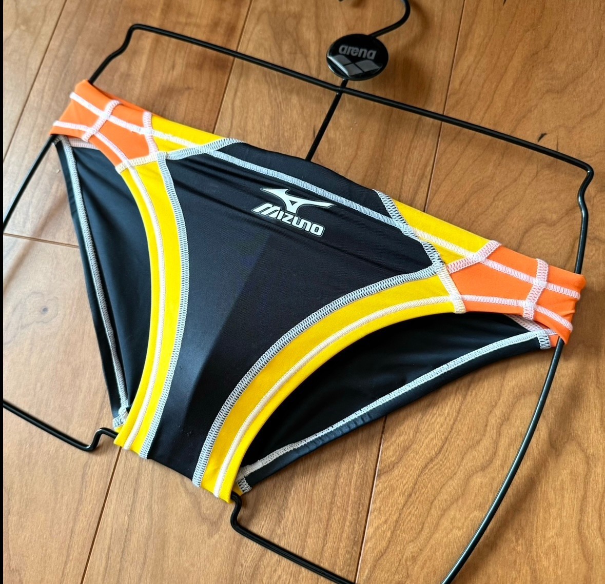 レア】MIZUNO / RQ-632 / 競泳水着 / Mサイズ / 光沢 / キネシスカット