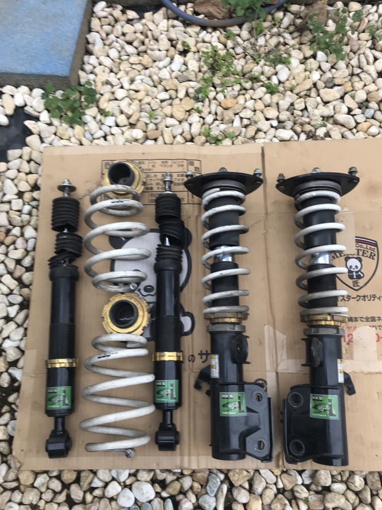     原文:セレナ C26 C25 HKS S-STYL L車高調 2万キロ