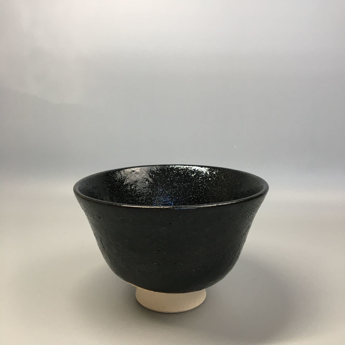 杉浦芳樹 瀬戸黒桜文茶碗 共箱 茶道具 抹茶碗 現代工芸 日展作家 師/北大路魯山人 19_画像2