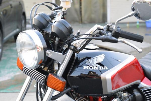 送料込　ＣＢＸ４００Ｆ　三つ又　フィン　カバー　黒　/ CBX550F ミツマタ フロント エンブレム 三又 NC07 PC04 アルフィン 純正 対応 _画像2