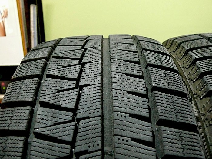 BSのブリザック REVO GZ☆205/55R16 シリアル 4616 バリ山☆中古4本セット_残溝は7,5mm～8mmとバリ山です