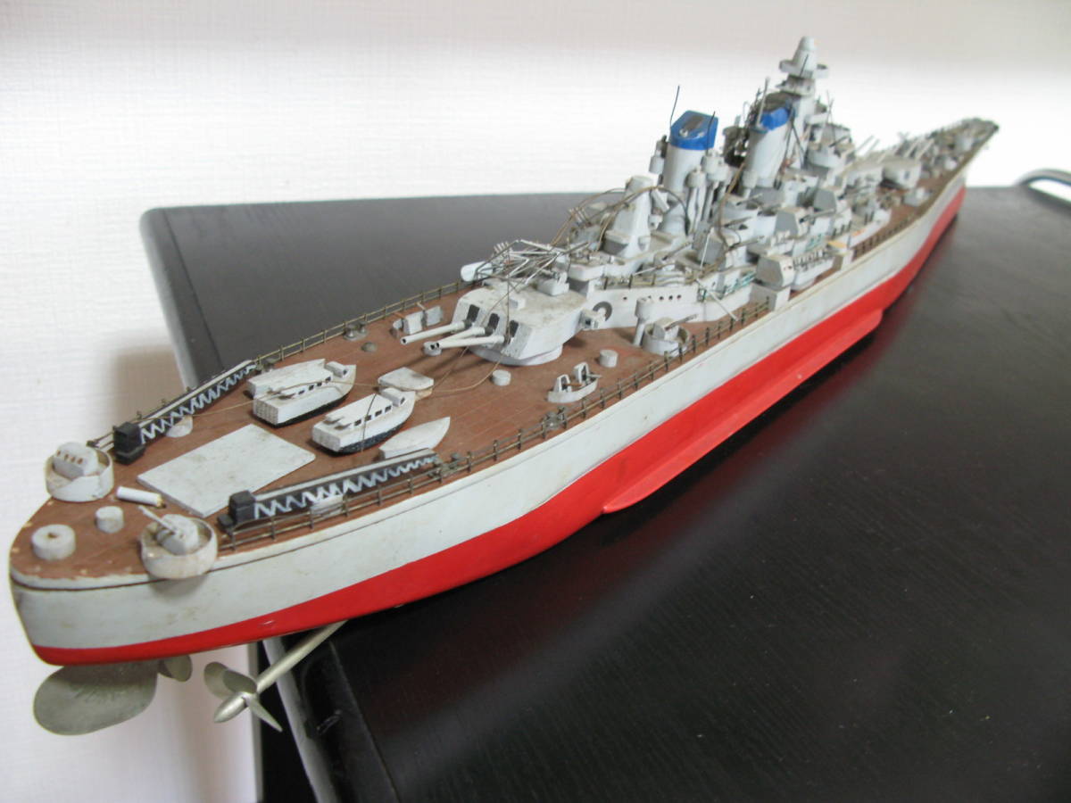 ヴィンテージ 米海軍戦艦「ミズ－リ」完全ハンドメイド　元軍人が制作　ハンドクラフトの木製が土台　長さ78.5cm　USS Missouri, BB-63_画像5