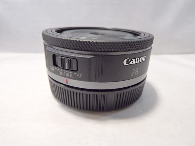 美品 Canon/キャノン◆RF28mm F2.8 STM/パンケーキレンズ◆単焦点レンズ フルサイズ対応 小型 高画質モデル_画像4