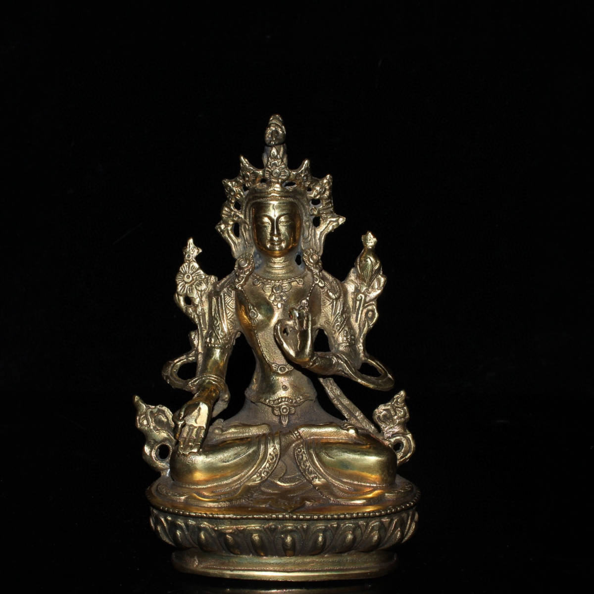▽鴻▽ 銅製 金鍍 白度母像 置物 古賞物 中国古玩 中国古美術