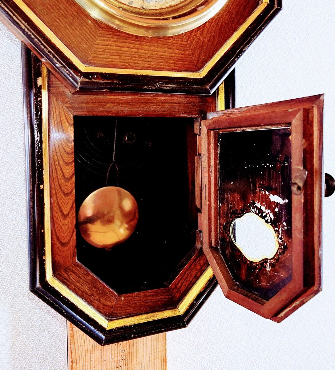 〈完動・美品〉六寸　小型金縁八角尾長ゼンマイ振り子時計　 アンティーク 古時計