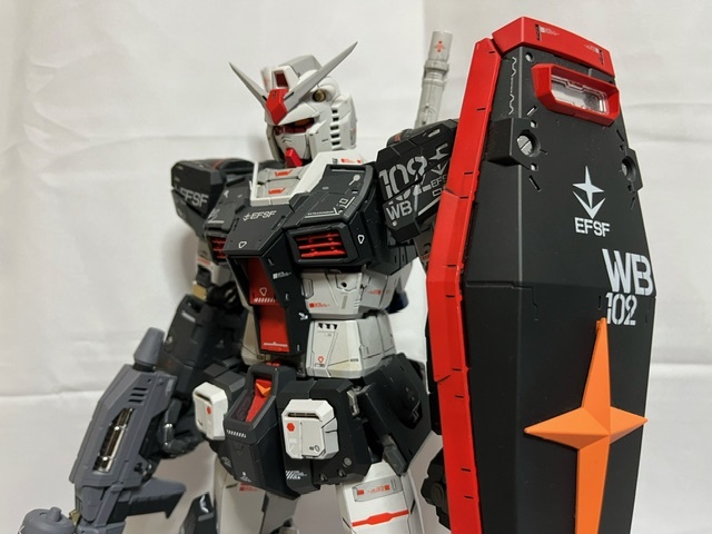 パーフェクトグレード　ＰＧ ＵＮＬＥＡＳＨＥＤ　1/60 　ガンダム　プロトタイプカラー　塗装済み完成品　044　バンダイ　アンリーシュド_画像4