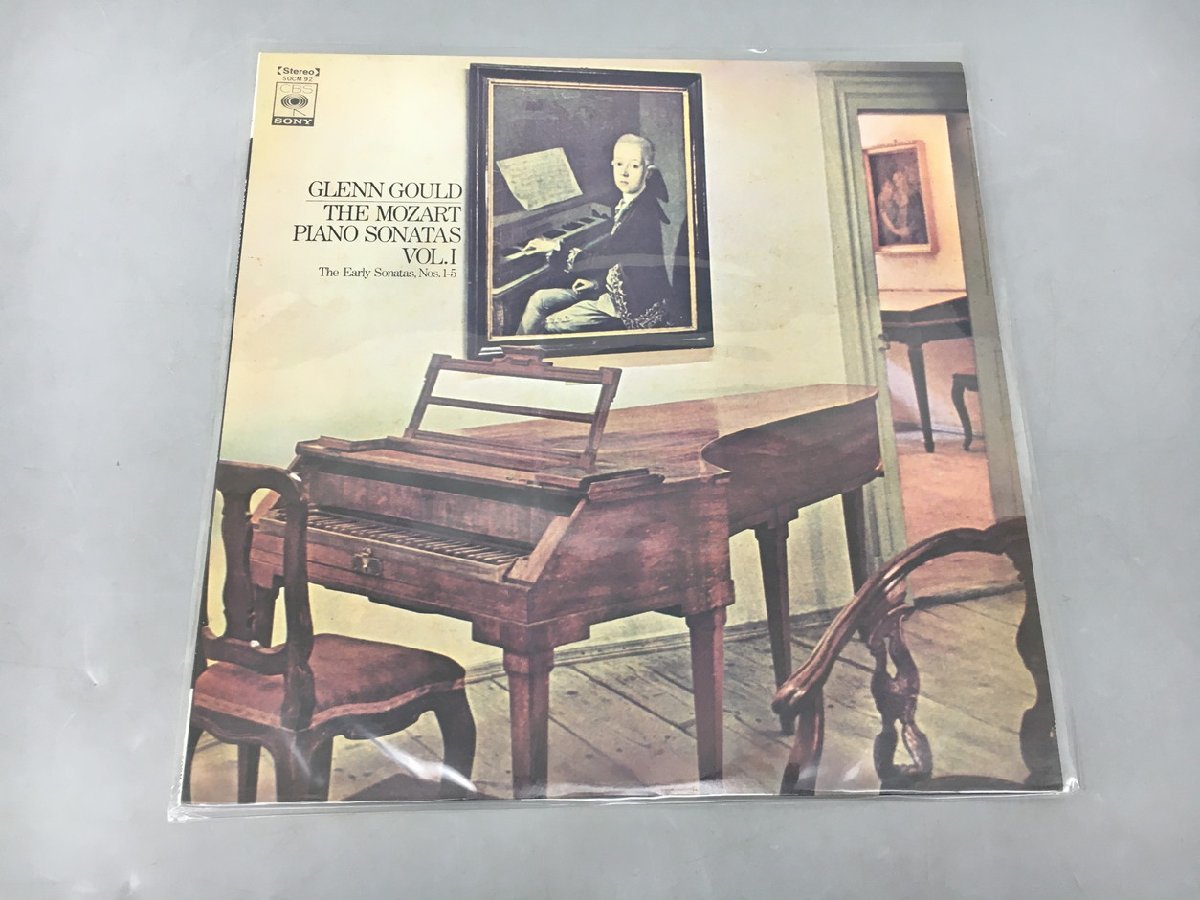 LPレコード Glenn Gould the Mozart Piano Sonatas Vol 1 SOCM92 2312LBR054_画像1